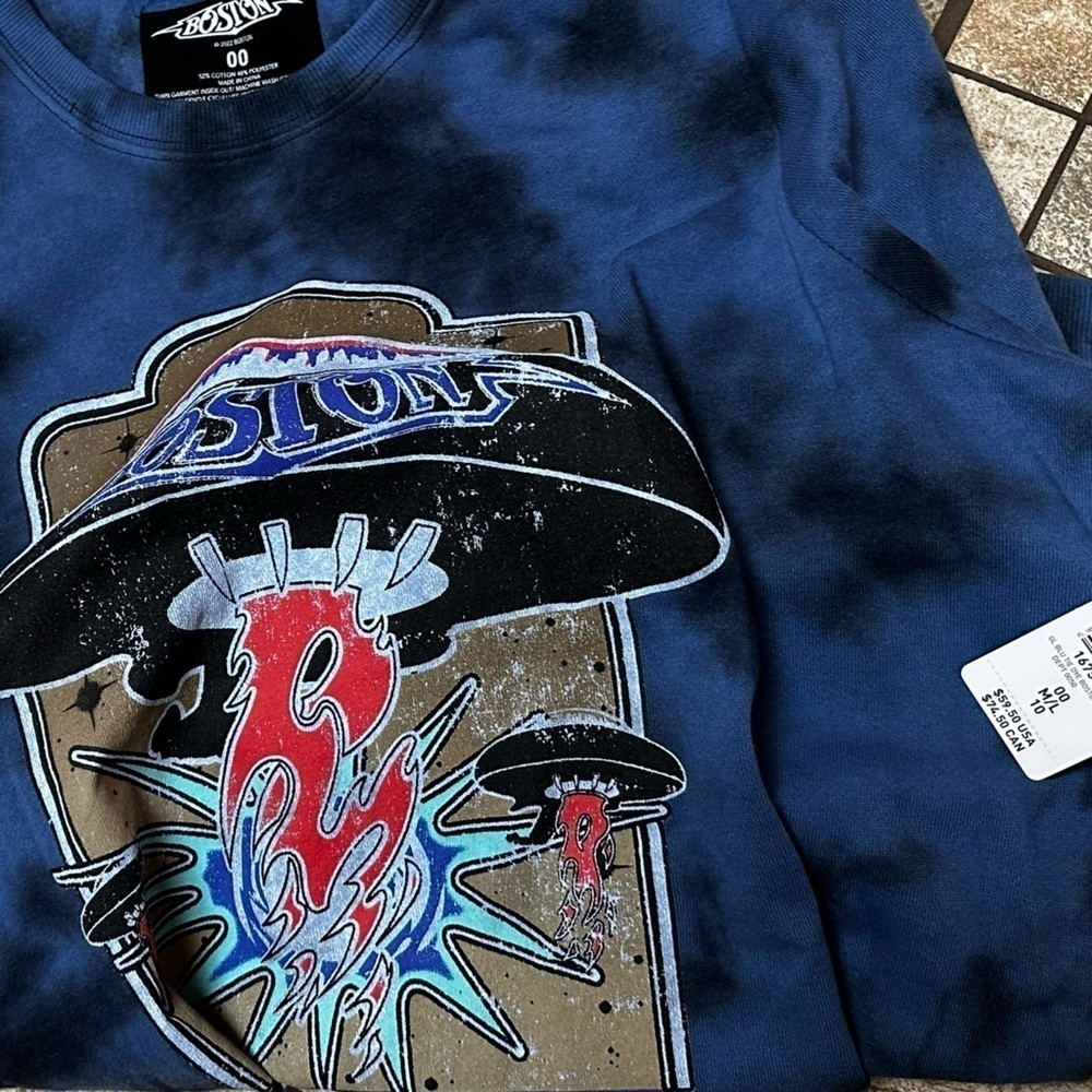 BOSTON Premiere Tour 1977 Rock Band Tie Dye Sweatshirt  Unisex NWT - Picture 12 of 13